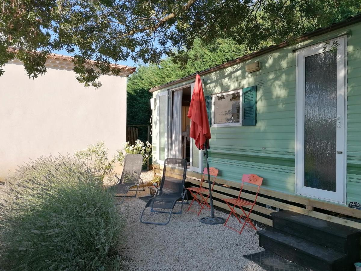 Bungalow Chez Gilly Boisset-et-Gaujac Exterior foto